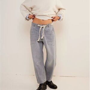 We the Free by Freepeople gray denim moxie pull on barrel jeans 27 sold out!